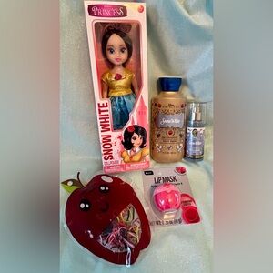 Disney Princess Snow White Bundle 🍎💙❤️
